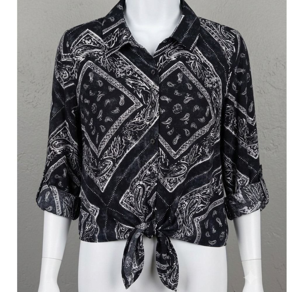 Simply Vera Vera Wang Bandana Paisley Tie Front Roll Tab Shirt Blue White M